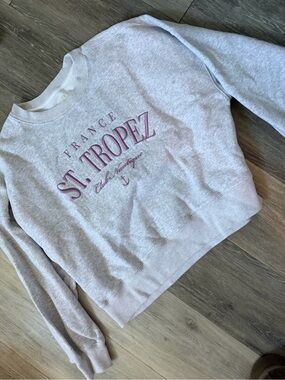 Abercrombie & Fitch Light Gray Crewneck Sweatshirt with Pink St. Tropez Script